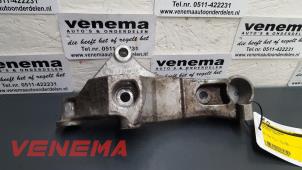 Used Alternator lower bracket Volkswagen Polo IV (9N1/2/3) 1.4 TDI 70 Price on request offered by Venema Autoparts
