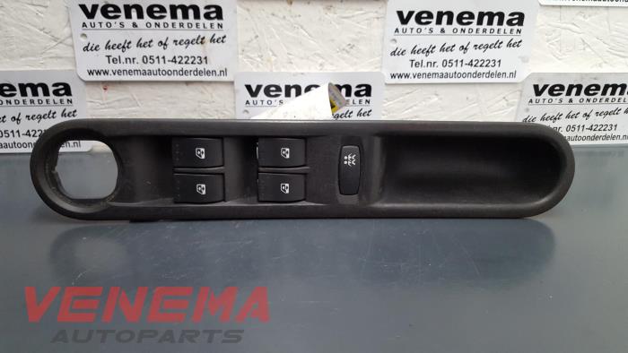 Usados Interruptor de ventanilla eléctrica Renault Espace (JK) Precio € 9,99 Norma de margen ofrecido por Venema Autoparts