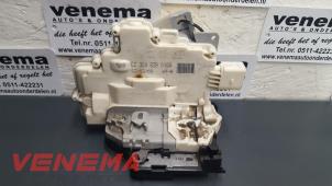 Usagé Serrure portière mécanique 4portes arrière droite Volkswagen Passat Variant (3C5) 2.0 TDI 16V 170 Prix € 9,99 Règlement à la marge proposé par Venema Autoparts