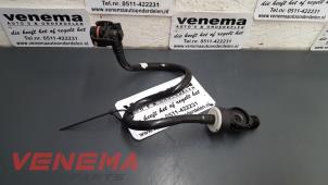 Used Lines (miscellaneous) Renault Clio IV Estate/Grandtour (7R) 1.5 Energy dCi 90 FAP Price on request offered by Venema Autoparts