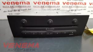 Usagé Changeur de CD Renault Megane II (BM/CM) Prix € 55,00 Règlement à la marge proposé par Venema Autoparts