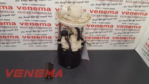 Usados Bomba eléctrica de combustible Fiat Punto II (188) 1.2 60 S 3-Drs. Precio de solicitud ofrecido por Venema Autoparts