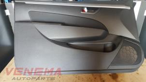 Usados Tapizado de puerta de 2 puertas izquierda Suzuki Swift (ZA/ZC/ZD) Precio de solicitud ofrecido por Venema Autoparts