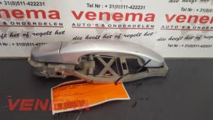 Used Rear door handle 4-door, right Volkswagen Touran (1T1/T2) Price on request offered by Venema Autoparts
