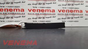 Używane Wyswietlacz wewnetrzny Citroen C4 Grand Picasso (UA) 1.6 HDiF 16V 110 Cena € 9,00 Procedura marży oferowane przez Venema Autoparts