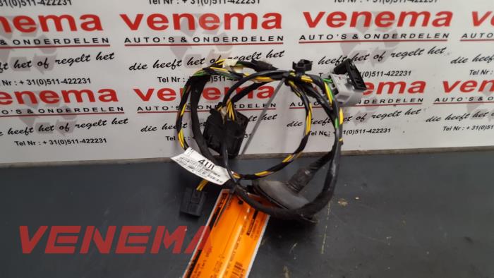 Begagnade PDC-kablage Opel Astra J (PC6/PD6/PE6/PF6) 1.6 16V Pris på förfrågan erbjuds av Venema Autoparts