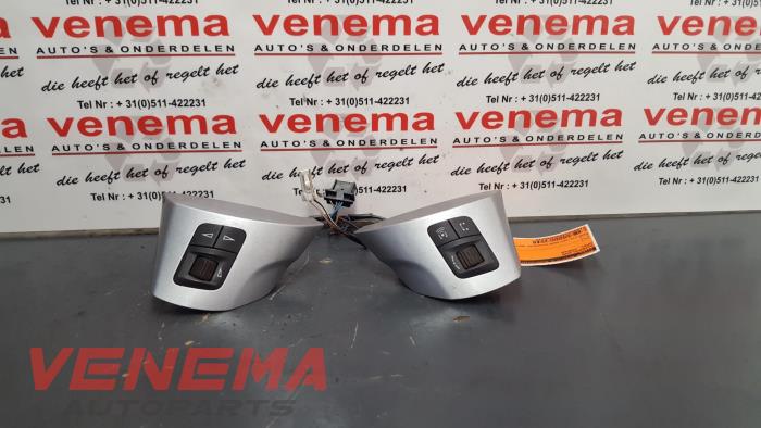 Używane Przelacznik Opel Corsa D 1.3 CDTi 16V ecoFLEX Cena € 19,99 Procedura marży oferowane przez Venema Autoparts