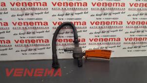 Używane Pompa zasilajaca paliwa Mini Mini (R56) Cena na żądanie oferowane przez Venema Autoparts