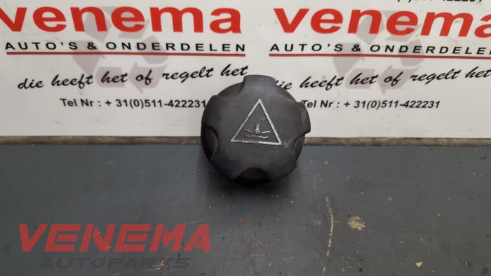 Begagnade Kylarlock Mini Mini (R56) 1.4 16V One Pris € 9,99 Marginaltabell erbjuds av Venema Autoparts