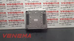 Usados Amplificador de radio Ford S-Max (GBW) 2.0 TDCi 16V 140 Precio € 100,00 Norma de margen ofrecido por Venema Autoparts