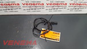 Used ABS Sensor Mercedes CLA Shooting Brake (117.9) 1.6 CLA-200 16V Price € 29,99 Margin scheme offered by Venema Autoparts