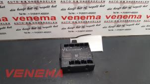 Używane Modul Comfort Mercedes CLA Shooting Brake (117.9) 1.6 CLA-200 16V Cena € 28,99 Procedura marży oferowane przez Venema Autoparts