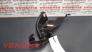 Used Seat frame Mercedes CLA Shooting Brake (117.9) 1.6 CLA-200 16V Price € 14,99 Margin scheme offered by Venema Autoparts