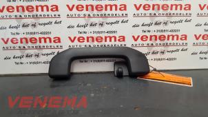Używane Uchwyt reczny Mercedes CLA Shooting Brake (117.9) 1.6 CLA-200 16V Cena € 14,99 Procedura marży oferowane przez Venema Autoparts