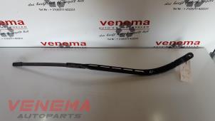 Used Front wiper arm Seat Toledo (5P2) Price on request offered by Venema Autoparts