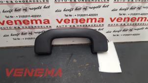 Używane Uchwyt reczny Mercedes CLA Shooting Brake (117.9) 1.6 CLA-200 16V Cena € 12,49 Procedura marży oferowane przez Venema Autoparts