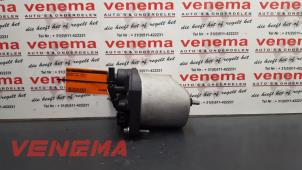 Used Fuel filter housing Peugeot 208 I (CA/CC/CK/CL) 1.6 e-HDi FAP Price on request offered by Venema Autoparts