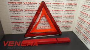 Used Warning triangle Skoda Octavia (1Z3) 2.0 RS TDI 16V Price € 12,00 Margin scheme offered by Venema Autoparts