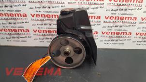 Used Power steering pump Peugeot 206 (2A/C/H/J/S) 1.4 HDi Price € 50,00 Margin scheme offered by Venema Autoparts