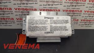 Used Right airbag (dashboard) Renault Clio III (BR/CR) Price on request offered by Venema Autoparts