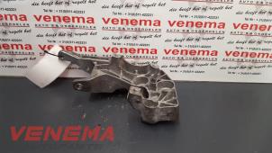 Gebrauchte Dynamostütze unten Opel Zafira (M75) 1.7 CDTi 16V Preis auf Anfrage angeboten von Venema Autoparts