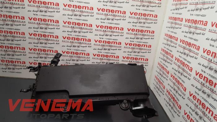 Gebrauchte Luftfiltergehäuse Peugeot 206 (2A/C/H/J/S) 1.4 HDi Preis auf Anfrage angeboten von Venema Autoparts