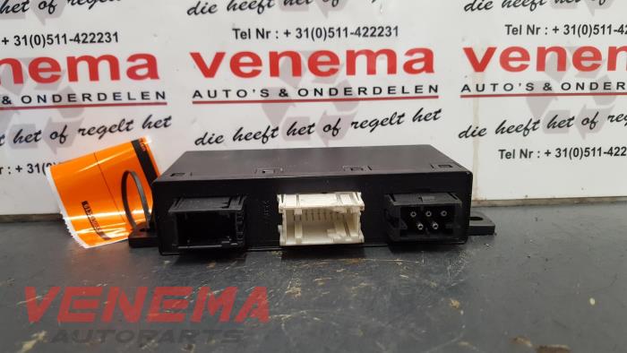 Używane Modul Comfort BMW 5 serie (E39) 523i 24V Cena na żądanie oferowane przez Venema Autoparts