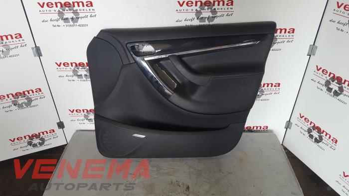 Front door trim 4-door, right from a Citroën C4 Grand Picasso (UA) 1.6 HDiF 16V 110 2012