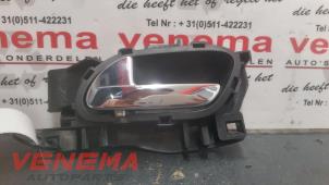 Usagé Poignée de porte arrière gauche Citroen C4 Grand Picasso (UA) 1.6 HDiF 16V 110 Prix € 10,00 Règlement à la marge proposé par Venema Autoparts