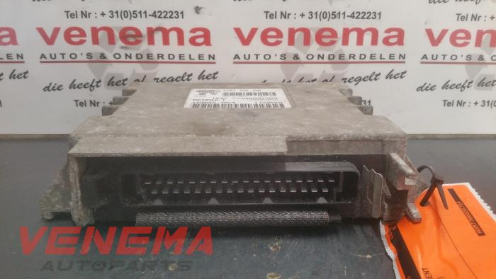 Used Engine management computer Renault Twingo (C06) 1.2 SPi Phase I Price € 49,99 Margin scheme offered by Venema Autoparts