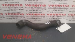 Usados Manguera de radiador Skoda Citigo 1.0 12V Precio € 10,00 Norma de margen ofrecido por Venema Autoparts