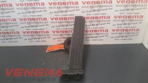 Used Accelerator pedal Volkswagen Eos (1F7/F8) 2.0 FSI 16V Price € 45,00 Margin scheme offered by Venema Autoparts