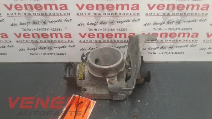 Usagé Boitier papillon Ford Fiesta 4 1.25 16V Prix € 18,99 Règlement à la marge proposé par Venema Autoparts