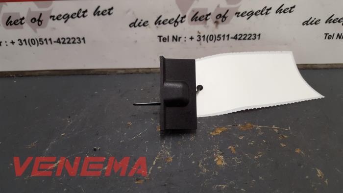 Begagnade Sensor (övriga) Audi A5 (8T3) 2.7 TDI V6 24V Pris € 9,99 Marginaltabell erbjuds av Venema Autoparts