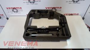 Usagé Kit d'outils Audi A5 (8T3) 2.7 TDI V6 24V Prix sur demande proposé par Venema Autoparts