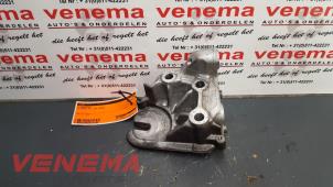 Used Engine mount Citroen C5 III Tourer (RW) 2.0 HDiF 16V Price on request offered by Venema Autoparts