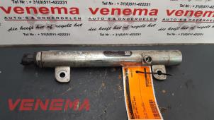 Used Fuel injector nozzle Opel Vectra C GTS 1.9 CDTI 16V Price € 50,00 Margin scheme offered by Venema Autoparts