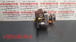 Używane Mechaniczna pompa paliwa BMW X3 (E83) 3.0d 24V Cena € 250,00 Procedura marży oferowane przez Venema Autoparts