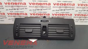 Used Dashboard vent BMW X3 (E83) 3.0d 24V Price on request offered by Venema Autoparts