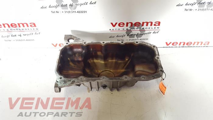 Usagé Couvercle carter Ford Focus 2 1.6 16V Prix € 50,00 Règlement à la marge proposé par Venema Autoparts