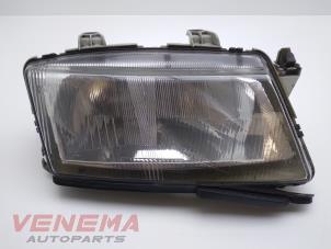 Used Headlight, right Saab 9-3 I (YS3D) 2.0 S Turbo 16V Price € 18,99 Margin scheme offered by Venema Autoparts