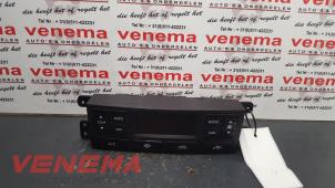 Used Climatronic panel Kia Sorento I (JC) 2.5 CRDi 16V Price € 74,95 Margin scheme offered by Venema Autoparts