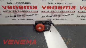 Used Panic lighting switch Renault Clio III (BR/CR) Price € 20,00 Margin scheme offered by Venema Autoparts