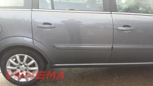 Gebrauchte Tür 4-türig rechts hinten Opel Zafira (M75) 1.9 CDTI Preis € 200,00 Margenregelung angeboten von Venema Autoparts