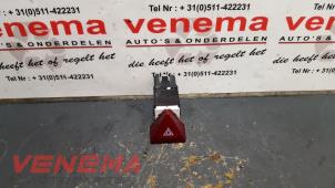 Used Panic lighting switch Volkswagen Caddy III (2KA,2KH,2CA,2CH) 1.6 TDI 16V Price € 9,00 Margin scheme offered by Venema Autoparts