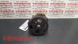 Usados Bomba de gasolina mecánica Opel Zafira (M75) 1.7 CDTi 16V Precio € 200,00 Norma de margen ofrecido por Venema Autoparts