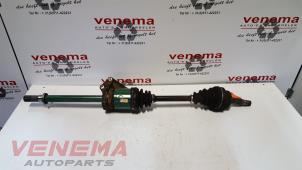 Used Front drive shaft, right Nissan Almera (N16) 2.2 Di 16V Price € 79,99 Margin scheme offered by Venema Autoparts