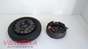Used Jackkit + spare wheel Opel Vectra C GTS 1.9 CDTI 16V Price € 99,99 Margin scheme offered by Venema Autoparts