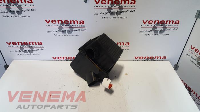 Begagnade Luftfilterhus Volkswagen Fox (5Z) 1.2 Kat. Pris € 40,00 Marginaltabell erbjuds av Venema Autoparts