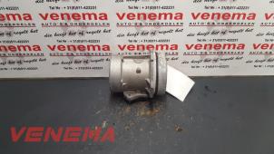 Used Air mass meter Ford Mondeo II 1.8i 16V E2/96 EEC Price € 20,00 Margin scheme offered by Venema Autoparts